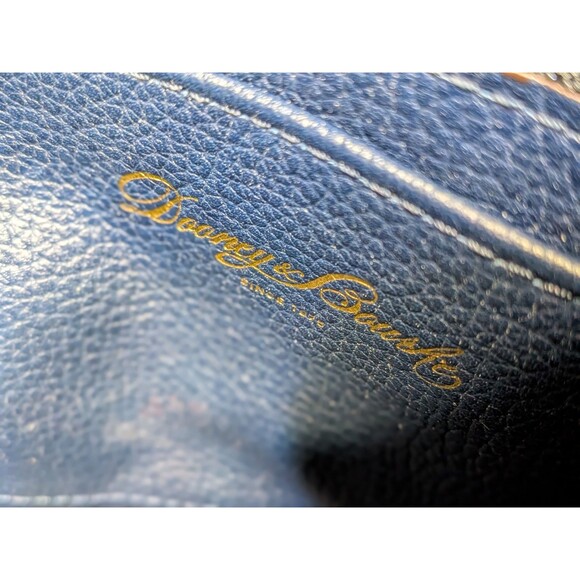 Dooney & Bourke Navy Blue Pebble Leather Crossbody Clutch Wallet EUC AUTHENTIC - Picture 8 of 9